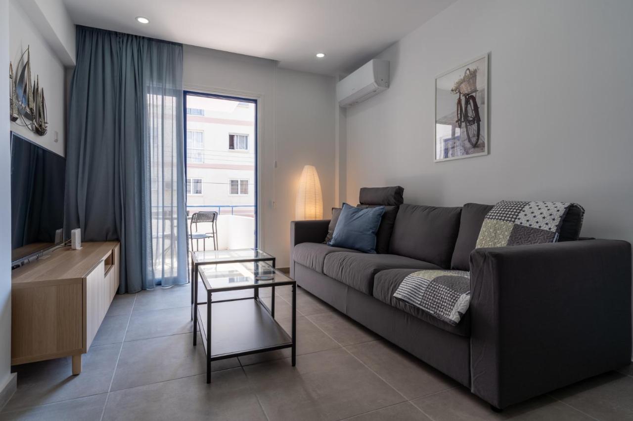 Odyssey - Captivating 2-Bedroom Retreat In לרנקה מראה חיצוני תמונה