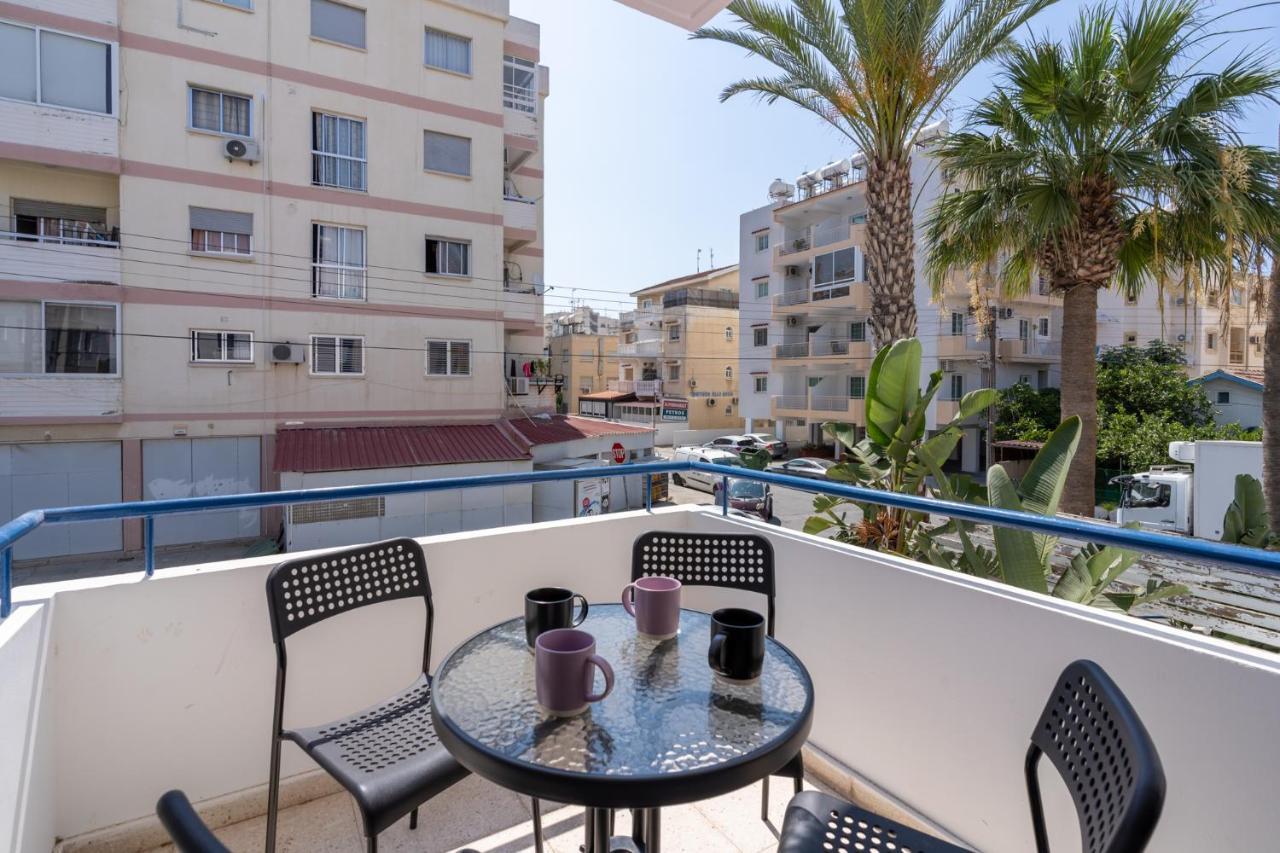 Odyssey - Captivating 2-Bedroom Retreat In לרנקה מראה חיצוני תמונה